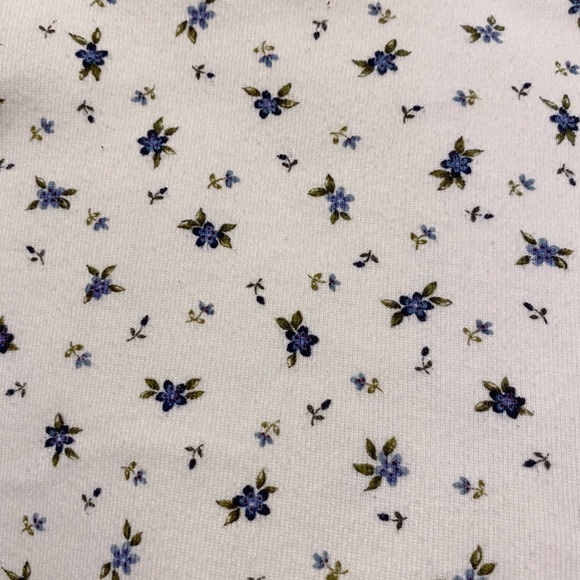 VINTAGE FLORAL LONG SLEEVE - Picture 5 of 5